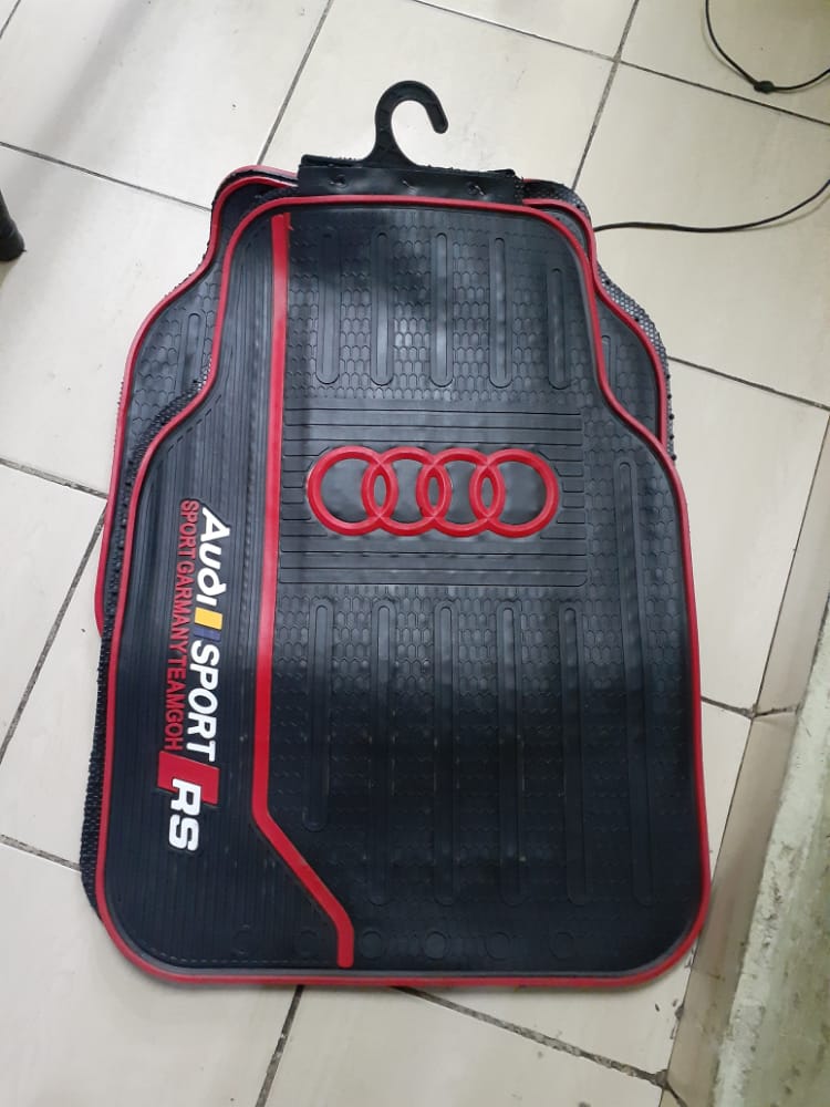 AUDI BRANDED CAR MATS 5PC (5-SEATER)