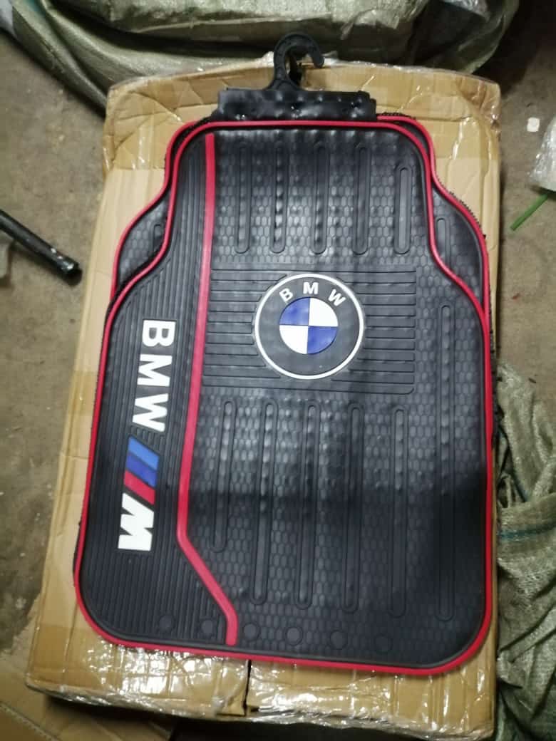 BMW BRANDED CAR MATS 5PC (5-SEATER)