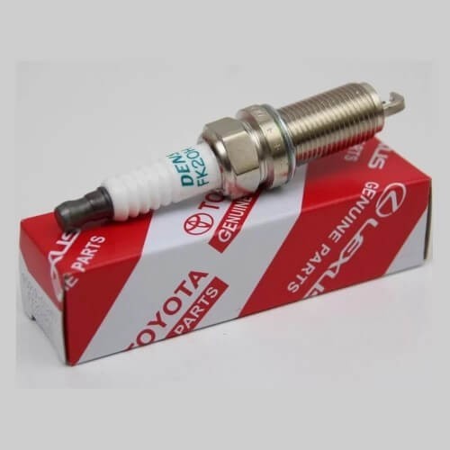 DENSO SPARK PLUGS FOR TOYOTA COROLLA / VITZ / RACTIS / PREMIO / ALPHARD / ESTIMA / HARRIER / MARK X ZIO - PART NO FK20HR11