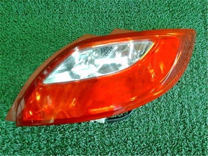 RIGHT TAIL LIGHT FOR MAZDA DEMIO 2008